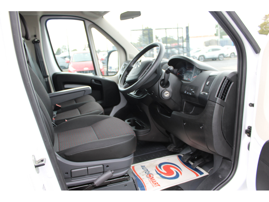 2025 Citroen Relay 2.2L Diesel For Sale Images