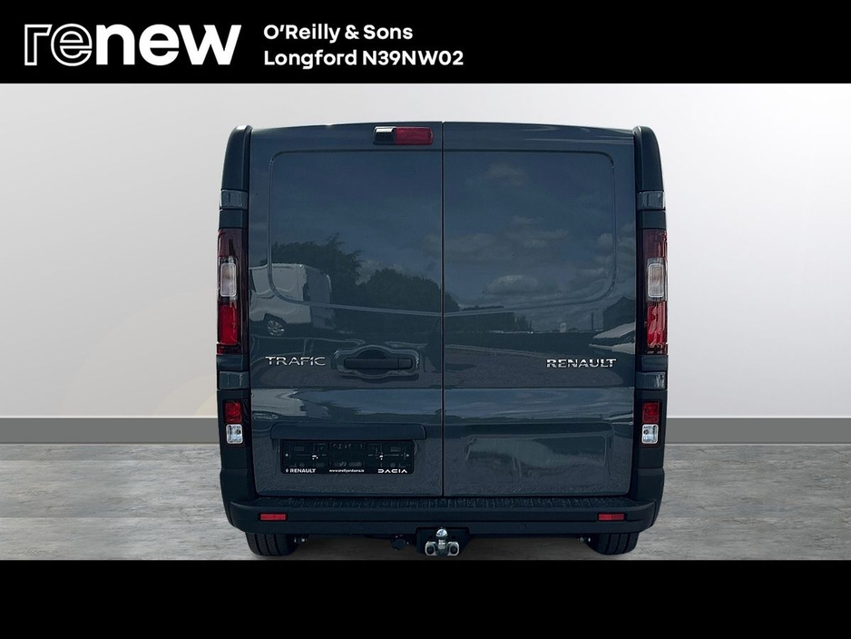 2025 Renault Trafic 2.0L Diesel For Sale Images