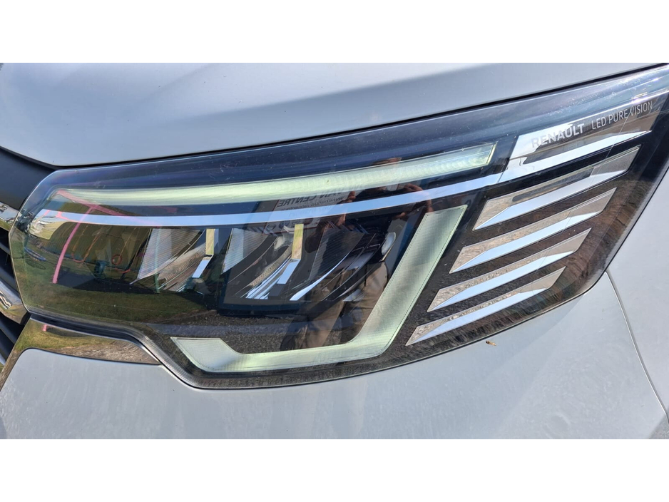 2023 Renault Trafic 2L Diesel For Sale Images