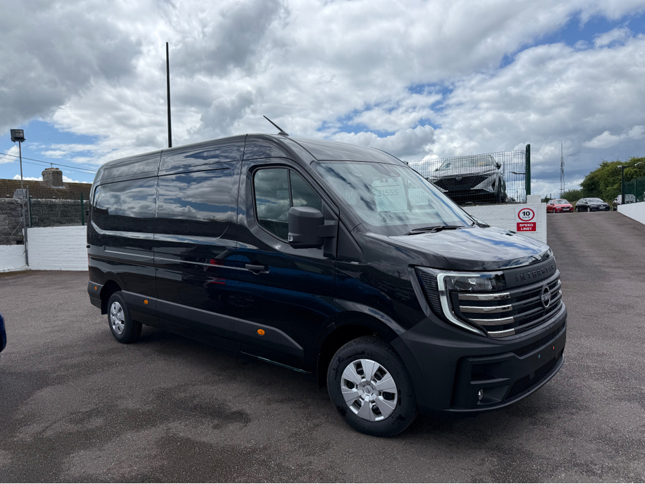 2027 Nissan Interstar 2L Diesel For Sale Images