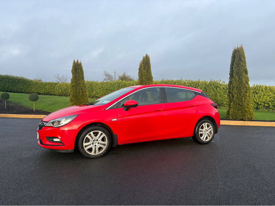 Used Opel Astra 2017 in Cavan