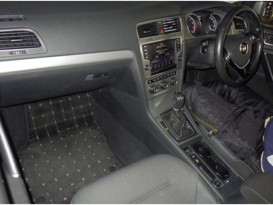 Volkswagen Golf 1.2 Golf Estate Petrol Auto — thumbnail 5