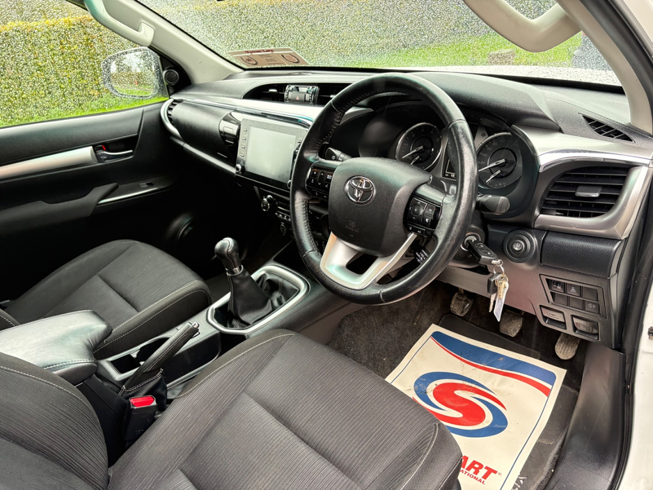 2021 Toyota Hilux 2.4L Diesel For Sale Images
