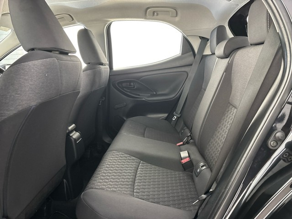 Toyota Yaris Luna — thumbnail 7