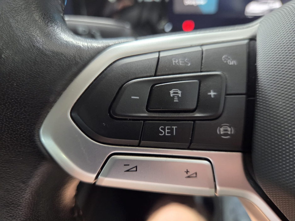 2023 Volkswagen Golf 1.5L Petrol For Sale Images