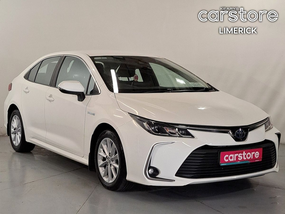 Toyota Corolla 1.8 Hybrid Luna Saloon