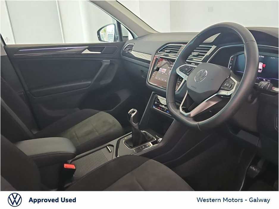 Volkswagen Tiguan 2.0 TDI Elegance 'P' - 1 owner - Absolute Mint Tiguan — thumbnail 22