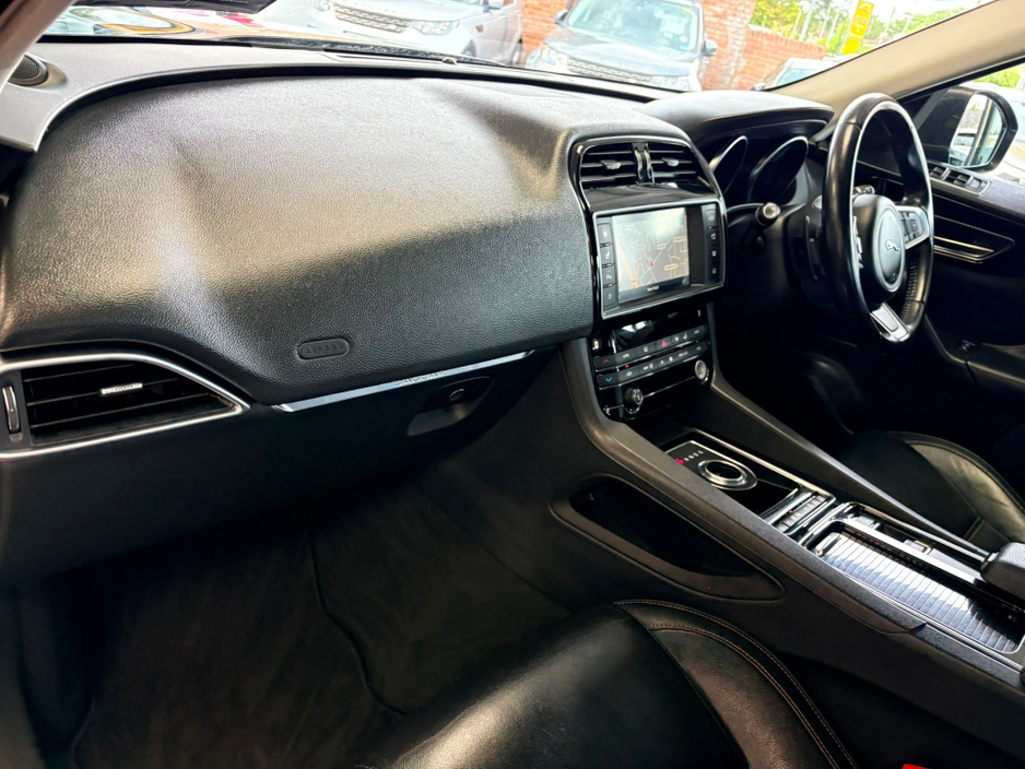 2018 Jaguar F-Pace 2L Diesel For Sale Images