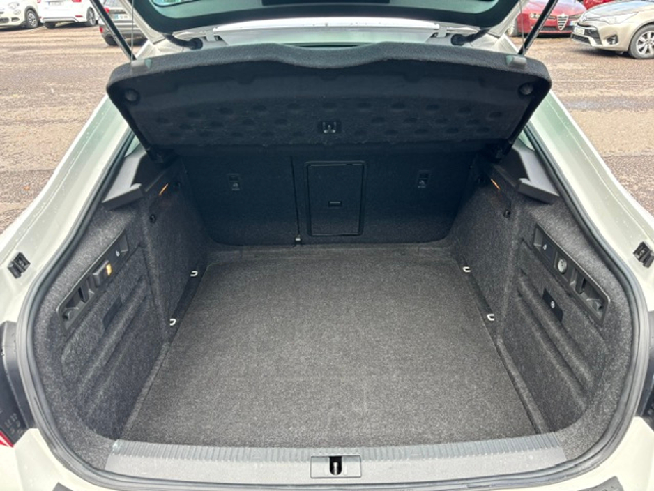 2019 Skoda Superb 2L Diesel For Sale Images
