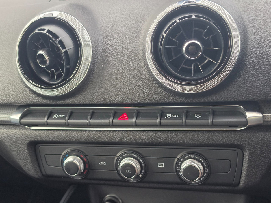 Audi A3 2018 Audi A3 1.6tdi/Same Owner 4yrs/New T-Belt — thumbnail 21