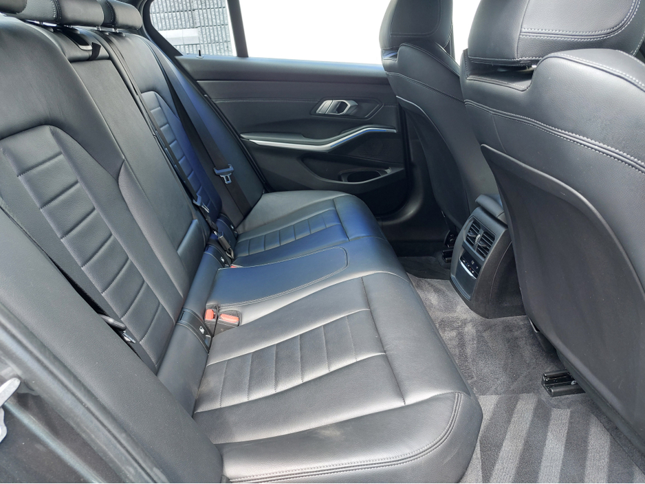 2021 BMW 3 Series 2.0L Petrol Plug-in Hybrid For Sale Images