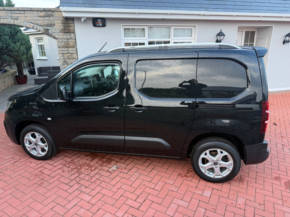 2022 Peugeot Partner 1.5L Diesel For Sale Images