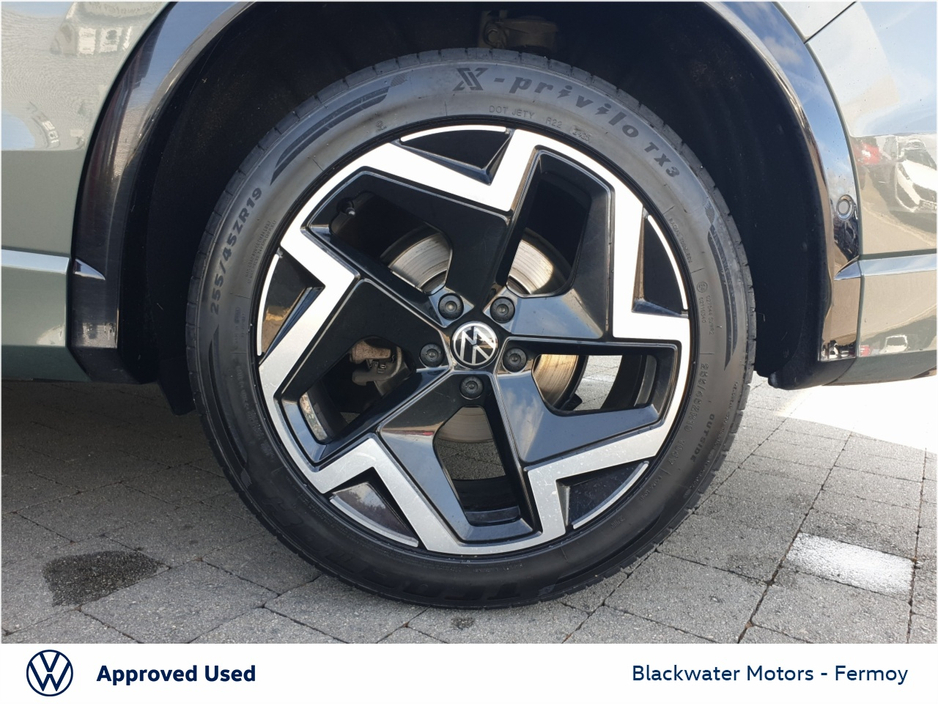 Volkswagen Tiguan 2.0TDI 150BHP R-LINE AUTOMATIC WITH COMFORT PACKAGE — thumbnail 9