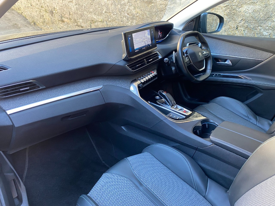 2021 Peugeot 5008 1.5L Diesel For Sale Images