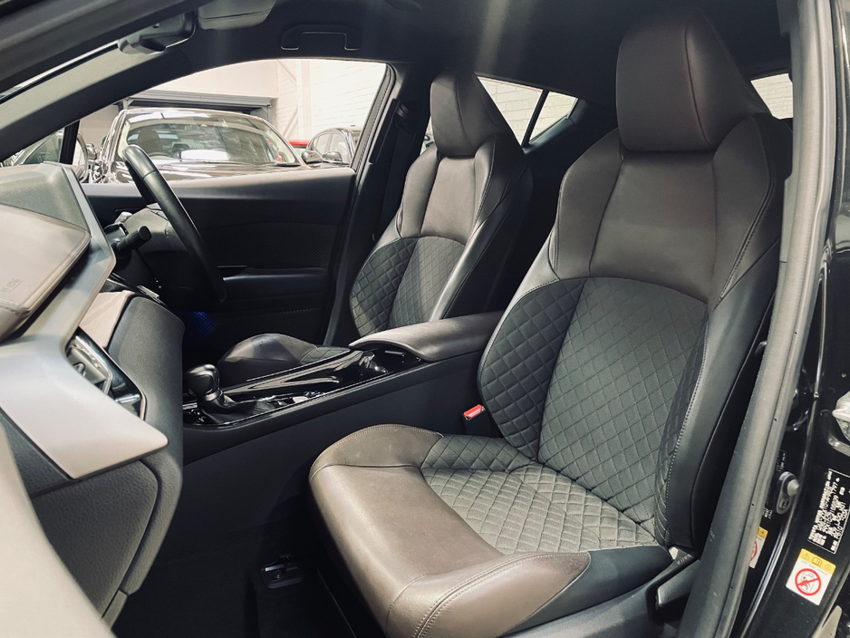 2018 Toyota C-HR 1.8L Hybrid For Sale Images