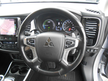 2017 Mitsubishi Outlander 2L Petrol Plug-in Hybrid For Sale Images