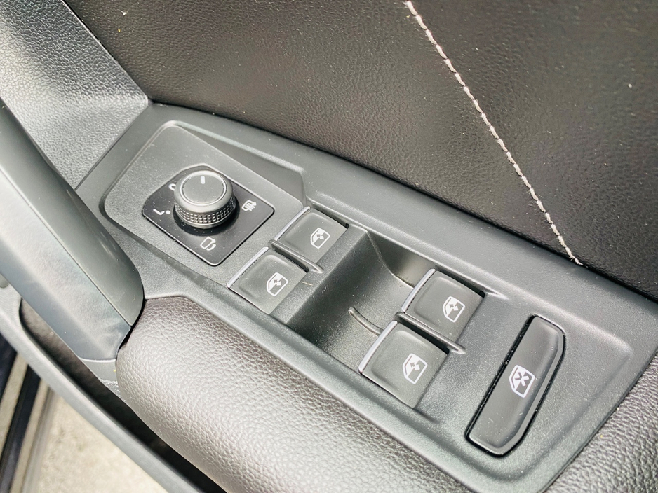 2024 Volkswagen Tiguan 1.4L Petrol Plug-in Hybrid For Sale Images