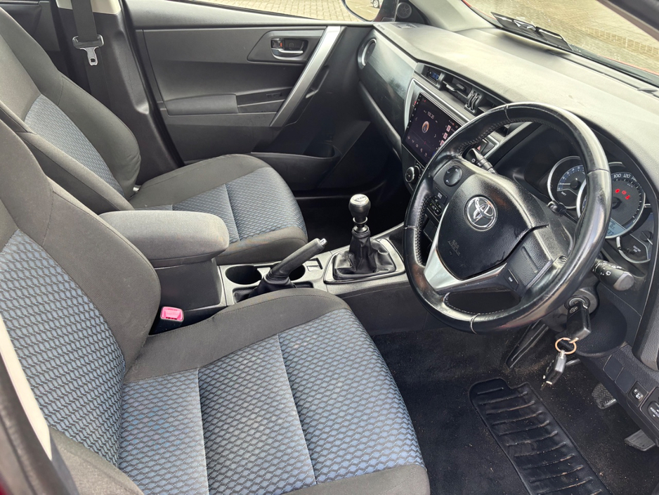 2014 Toyota Auris 1.3L Petrol For Sale Images