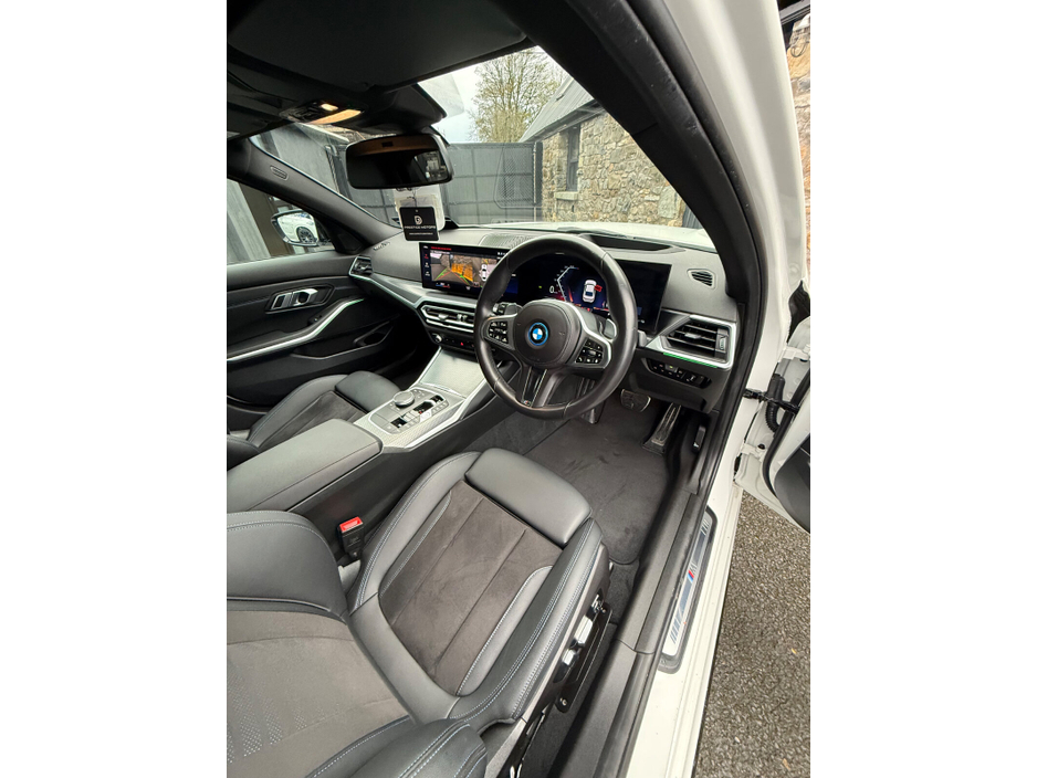 2023 BMW 3 Series 2L Petrol Plug-in Hybrid For Sale Images