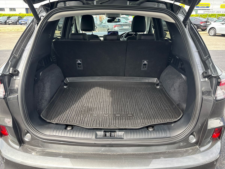 2022 Ford Kuga 2.5L Petrol Hybrid For Sale Images