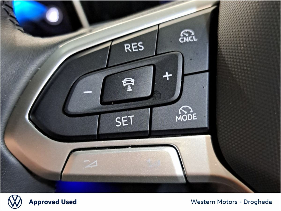 Volkswagen Golf EDITION 75 MHEV 1.5 TSi 116HP DEMO SALE NOW ON NEW PRICE € 39 600 PRE REG PRICE € 35 945 — thumbnail 28