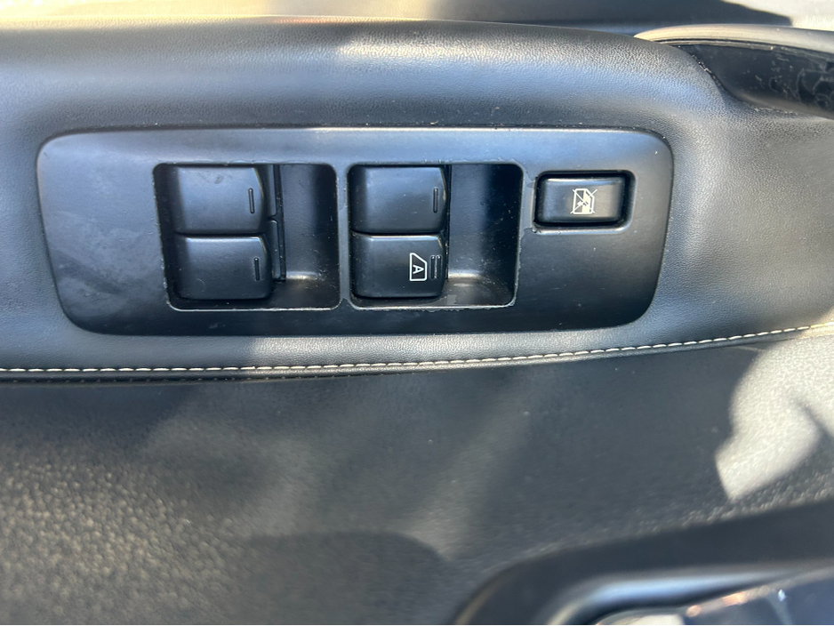 2012 Nissan Qashqai +2 1.6L Diesel For Sale Images