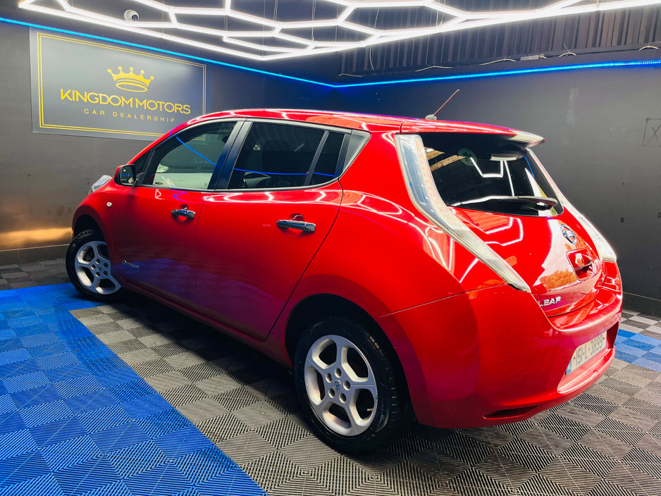 Nissan Leaf XE — thumbnail 10