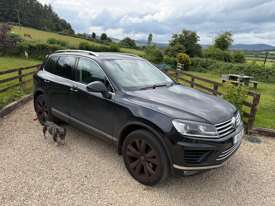 2015 Volkswagen Touareg For Sale Images