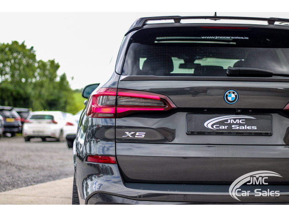 2023 BMW X5 3L Petrol Plug-in Hybrid For Sale Images