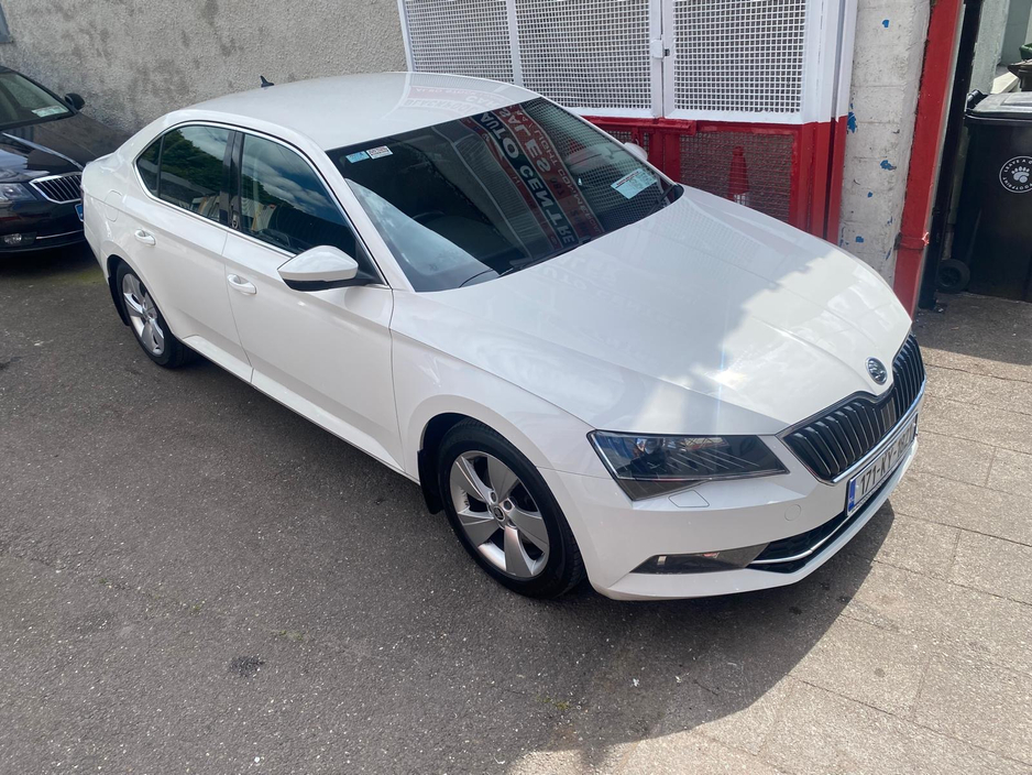 2017 Skoda Superb 2L Diesel For Sale Images