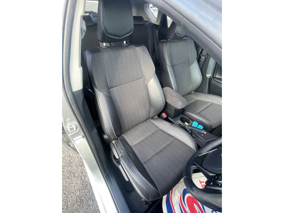 2018 Toyota Auris 1.8L Petrol Hybrid For Sale Images