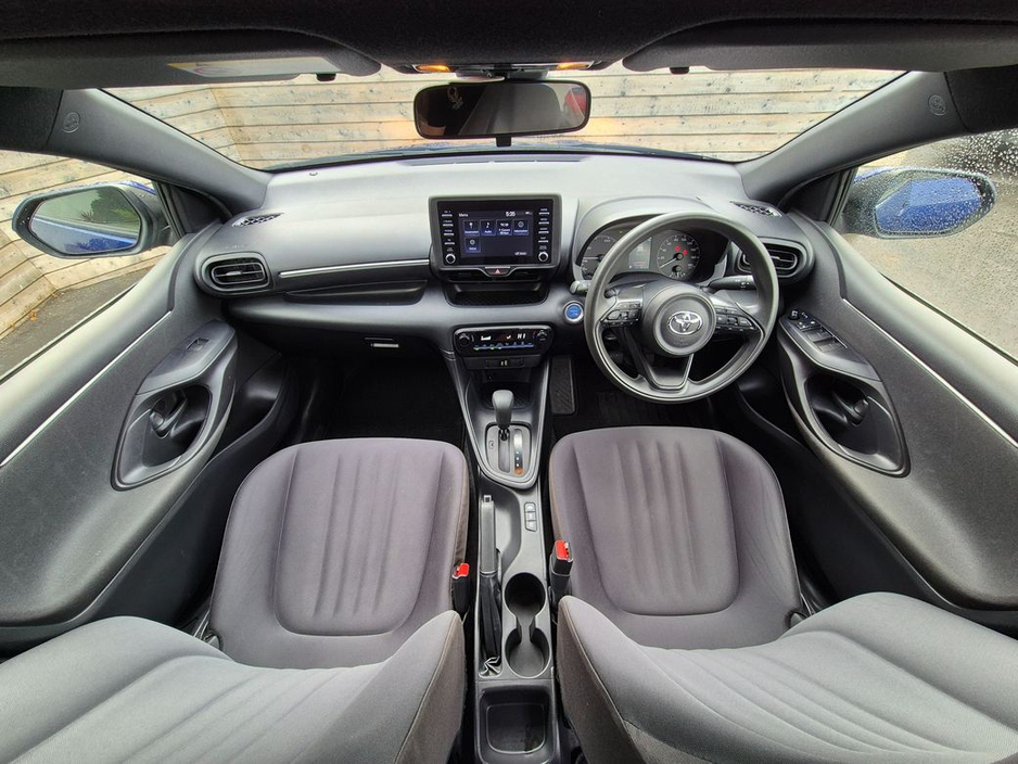 Toyota Yaris 1.5 HYBRID / X SPEC / TAX €160 — thumbnail 16