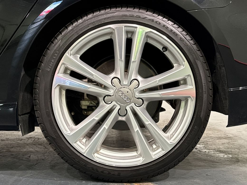 Audi A3 S-LINE 1.4 TFSI AUTOMATIC - UPGRADED S-LINE ALLOYS - FLAT BOTTOM STEERING WHEEL - S-LINE BADGING — thumbnail 11