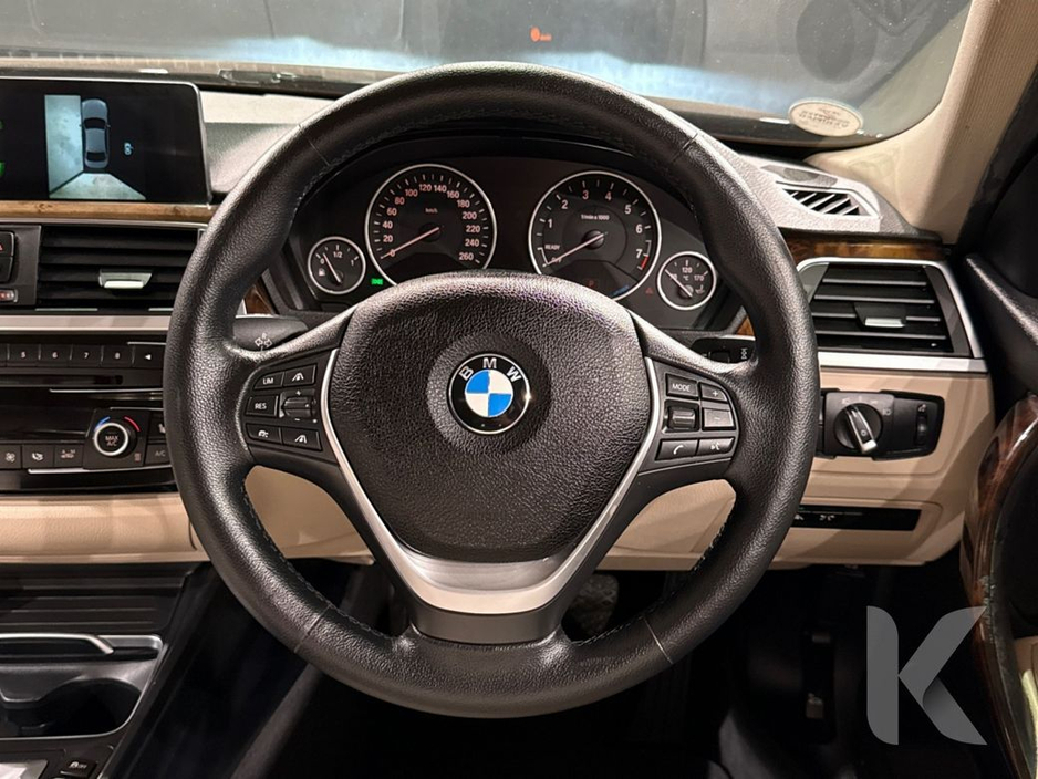 BMW 3 Series 330E HYBRID 2.0 AUTOMATIC - CRUISE CONTROL - FULL WHITE LEATHER UPHOLSTERY - HEATED ELECTRIC SEATS - REVERSE CAMERA/PARKING SENSORS — thumbnail 15