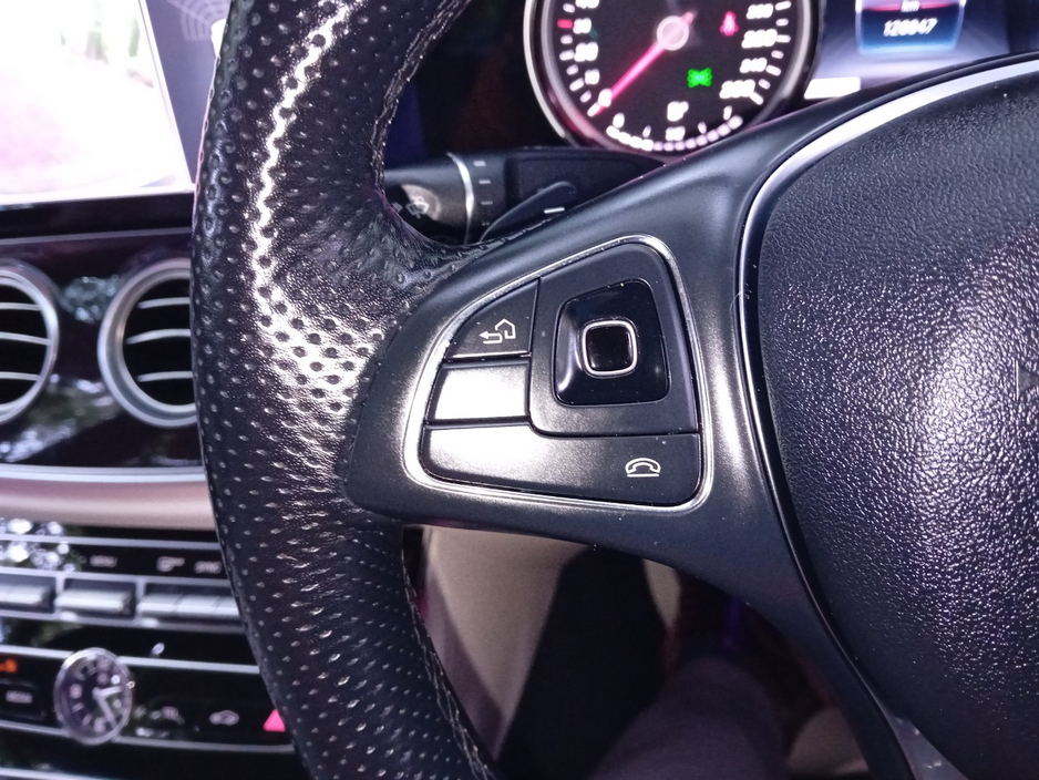 2018 Mercedes-Benz E Class 2L Diesel For Sale Images
