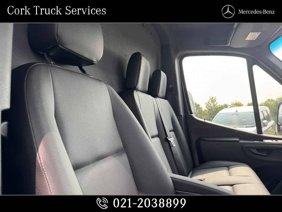 Used Mercedes-Benz Sprinter 319.36 Select Automatic  (2025)