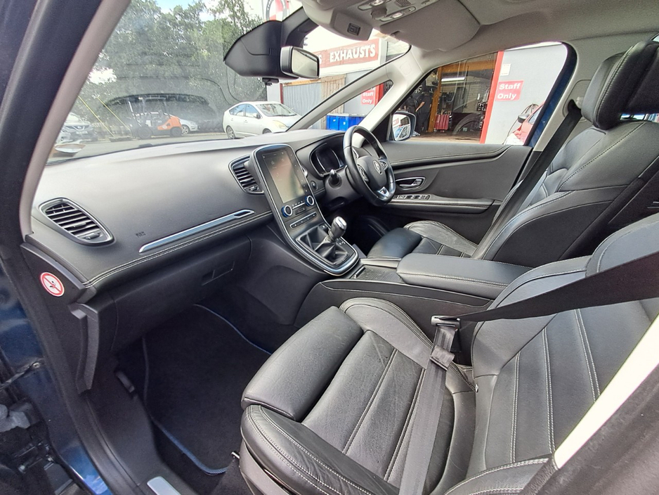 2018 Renault Grand Scenic 1.5L Diesel Hybrid For Sale Images