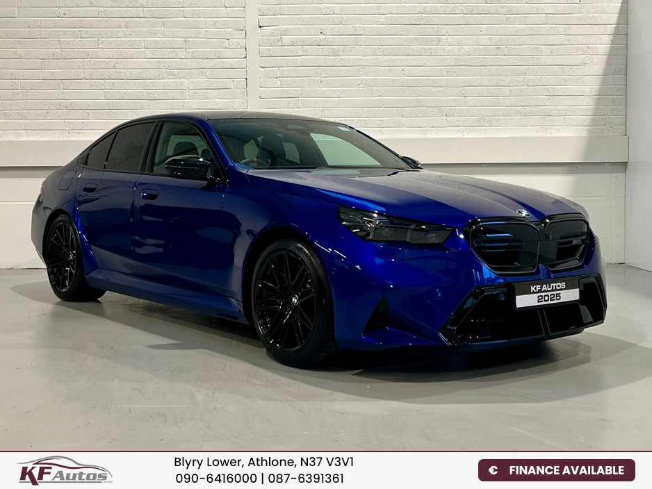 2025 BMW M5 4.5L Petrol Plug-in Hybrid For Sale Images