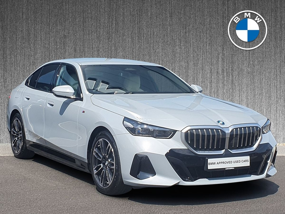 2025 BMW 5 Series 2L Petrol Plug-in Hybrid For Sale Images