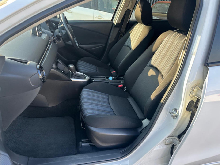 Mazda Demio 1.3L Petrol Automatic (6194) — thumbnail 14