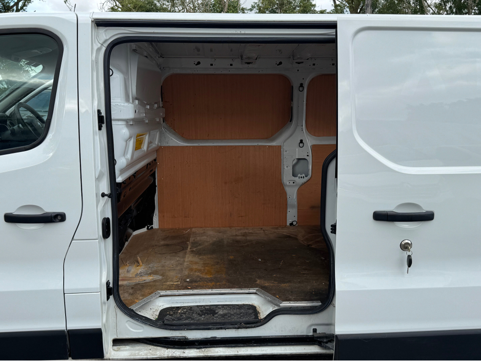 2021 Renault Trafic 2L Diesel For Sale Images