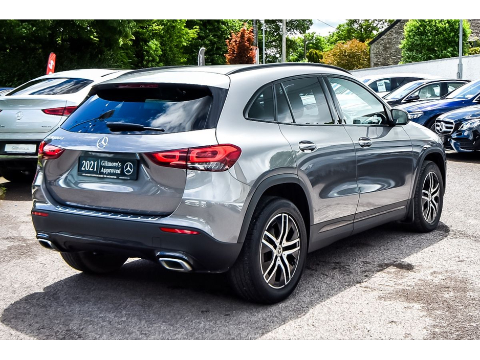 Mercedes-Benz GLA Class 180d Progressive Night Pack Auto — thumbnail 2