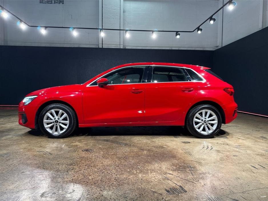 Audi A3 1.0 AUTOMATIC - FACTORY ALLOYS - DIGITAL SPEEDO - CRUISE CONTROL - MULTI FUNCTION STEERING WHEEL - CRUISE CONTROL - HEATED SEATS — thumbnail 6