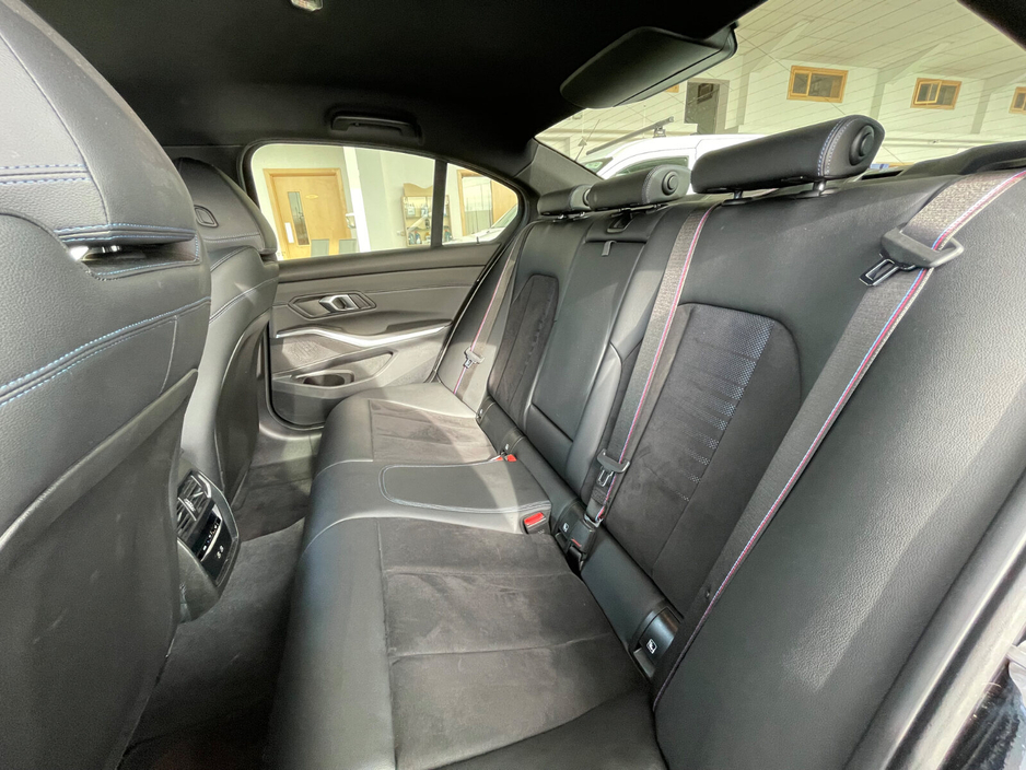 2024 BMW 3 Series 2L Diesel For Sale Images