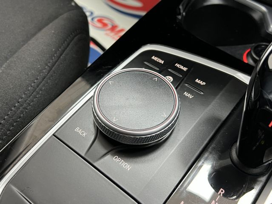 BMW 1 Series 118D PLAY EDITION JOY PLUS Automatic — thumbnail 35