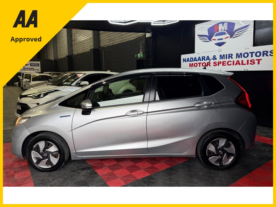 Honda Fit GP5 — thumbnail 9