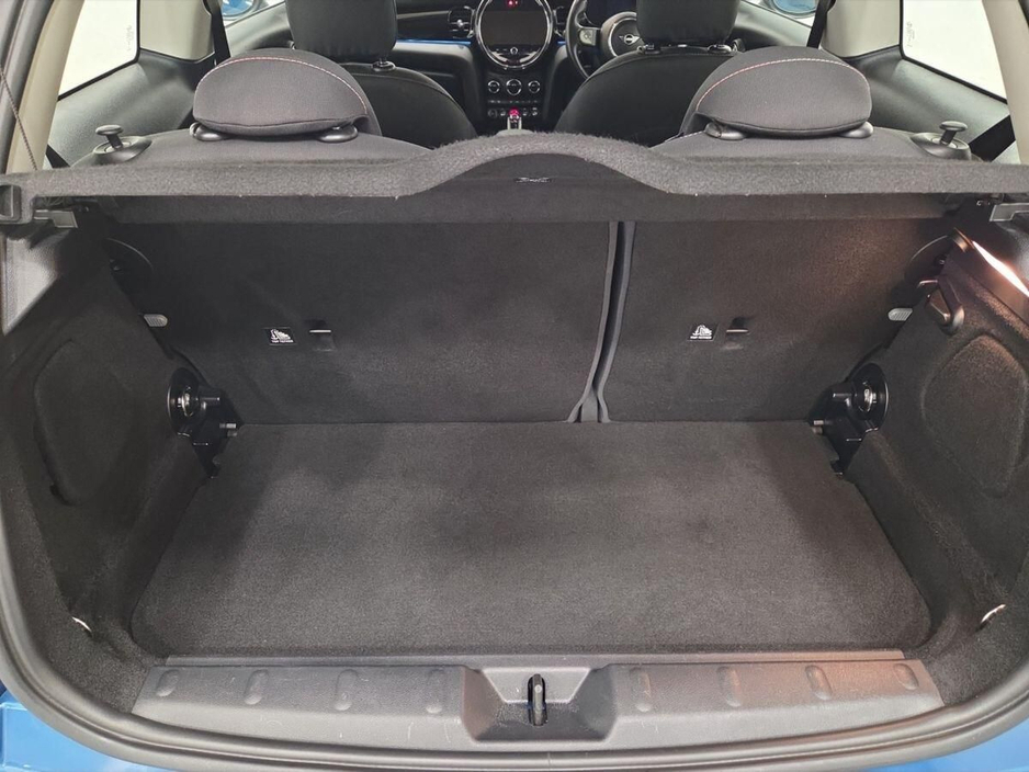 2024 MINI Hatch 1.5L Petrol For Sale Images