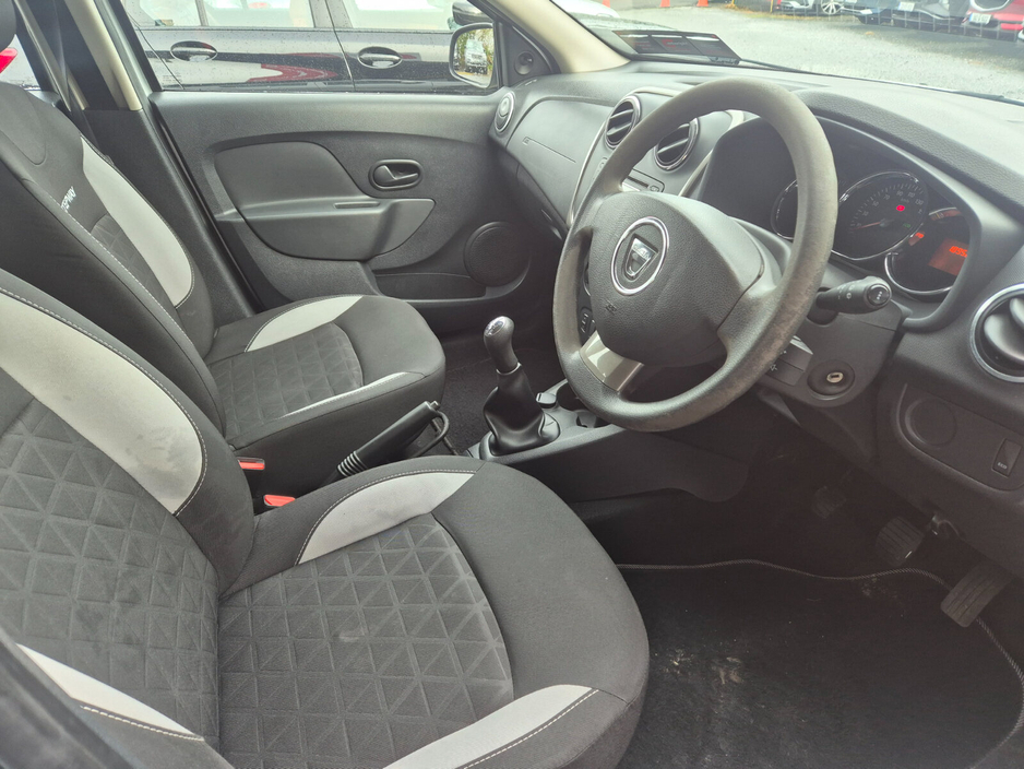 2015 Dacia Sandero Stepway 1.5L Diesel For Sale Images