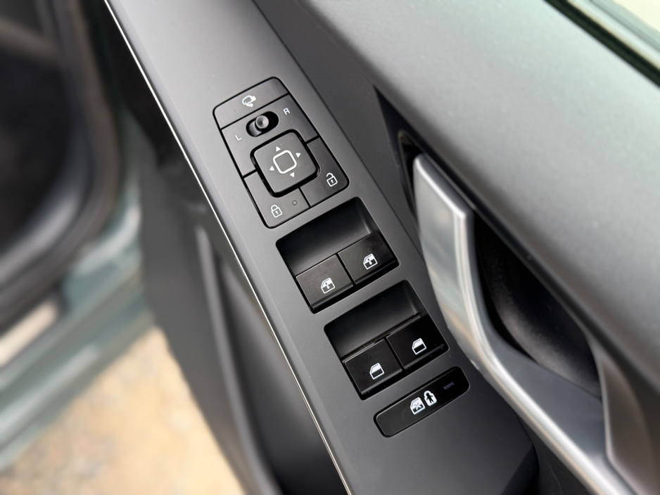 2024 Kia Niro 1.6L Petrol Plug-in Hybrid For Sale Images