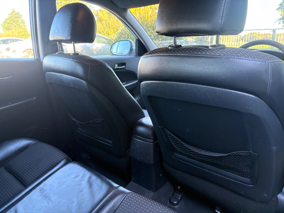 2010 Hyundai i30 1.6L Diesel For Sale Images